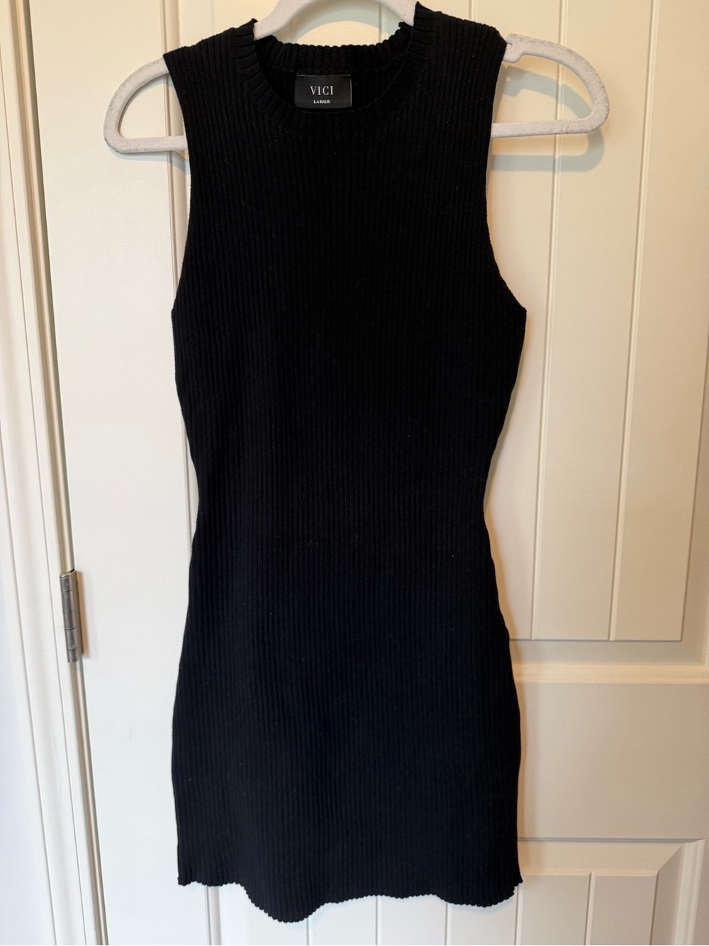 VICI Black Ribbed Sleeveless Knit BodyCon - Large